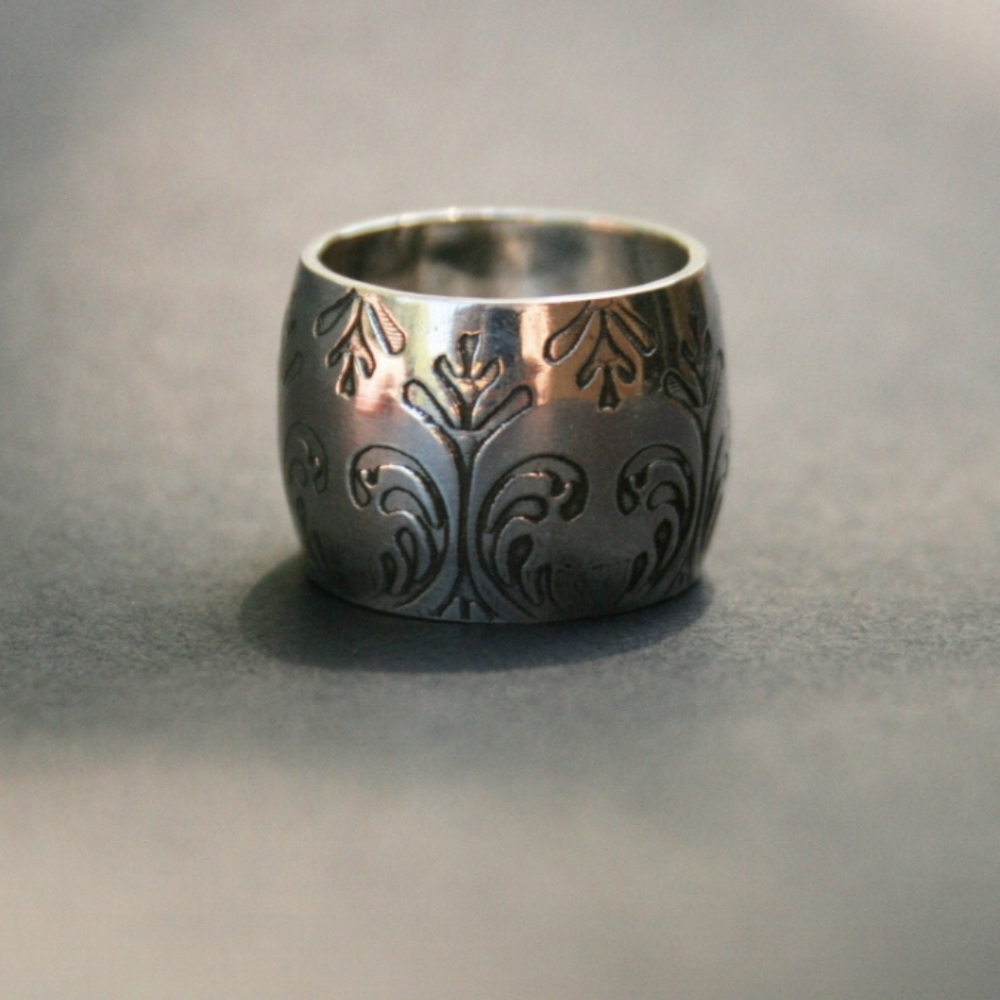 🆕Sterling Silver Wide Band Textured Boho Ring